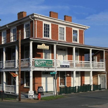 The Lafayette Inn & Restaurant Stanardsville Dış mekan fotoğraf