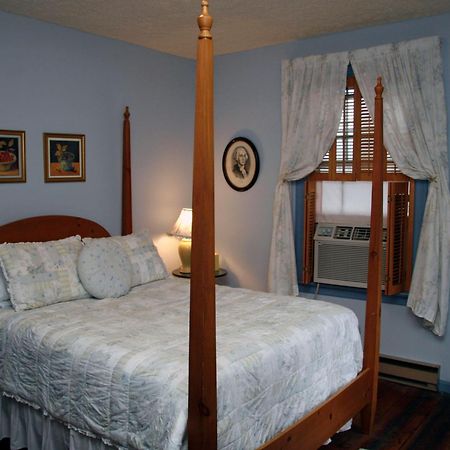 The Lafayette Inn & Restaurant Stanardsville Oda fotoğraf