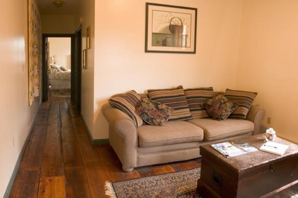 The Lafayette Inn & Restaurant Stanardsville Dış mekan fotoğraf